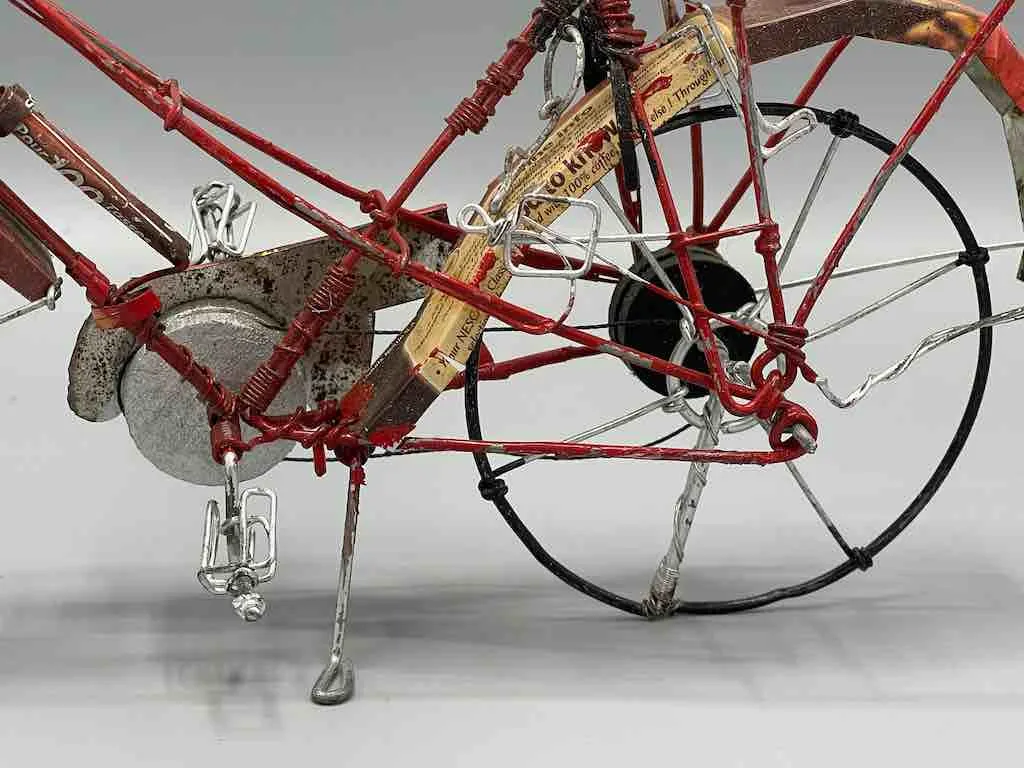 African Recycled Painted Wire Women's Bike - Burkina Faso