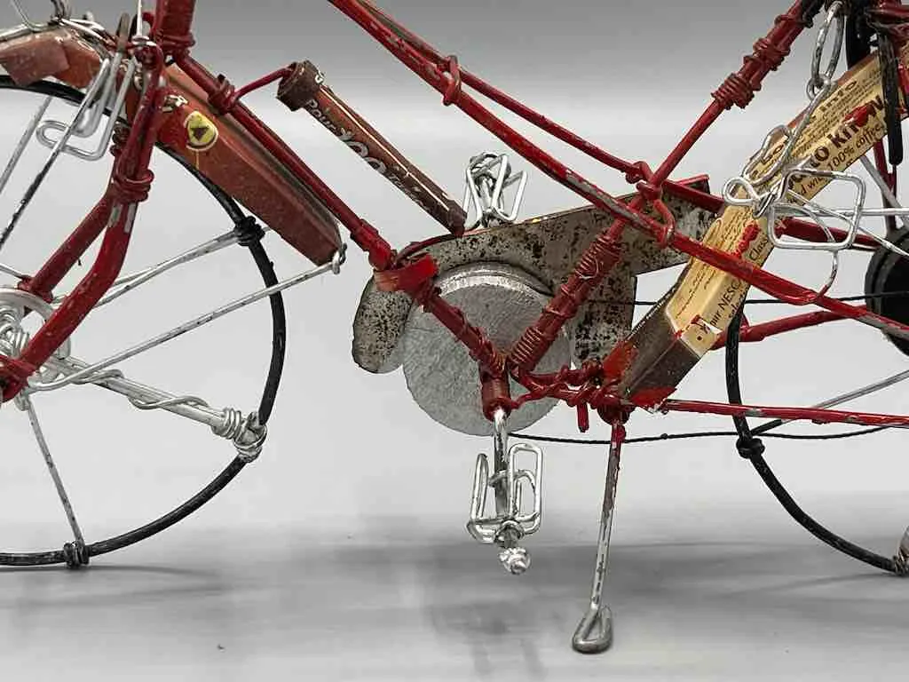 African Recycled Painted Wire Women's Bike - Burkina Faso