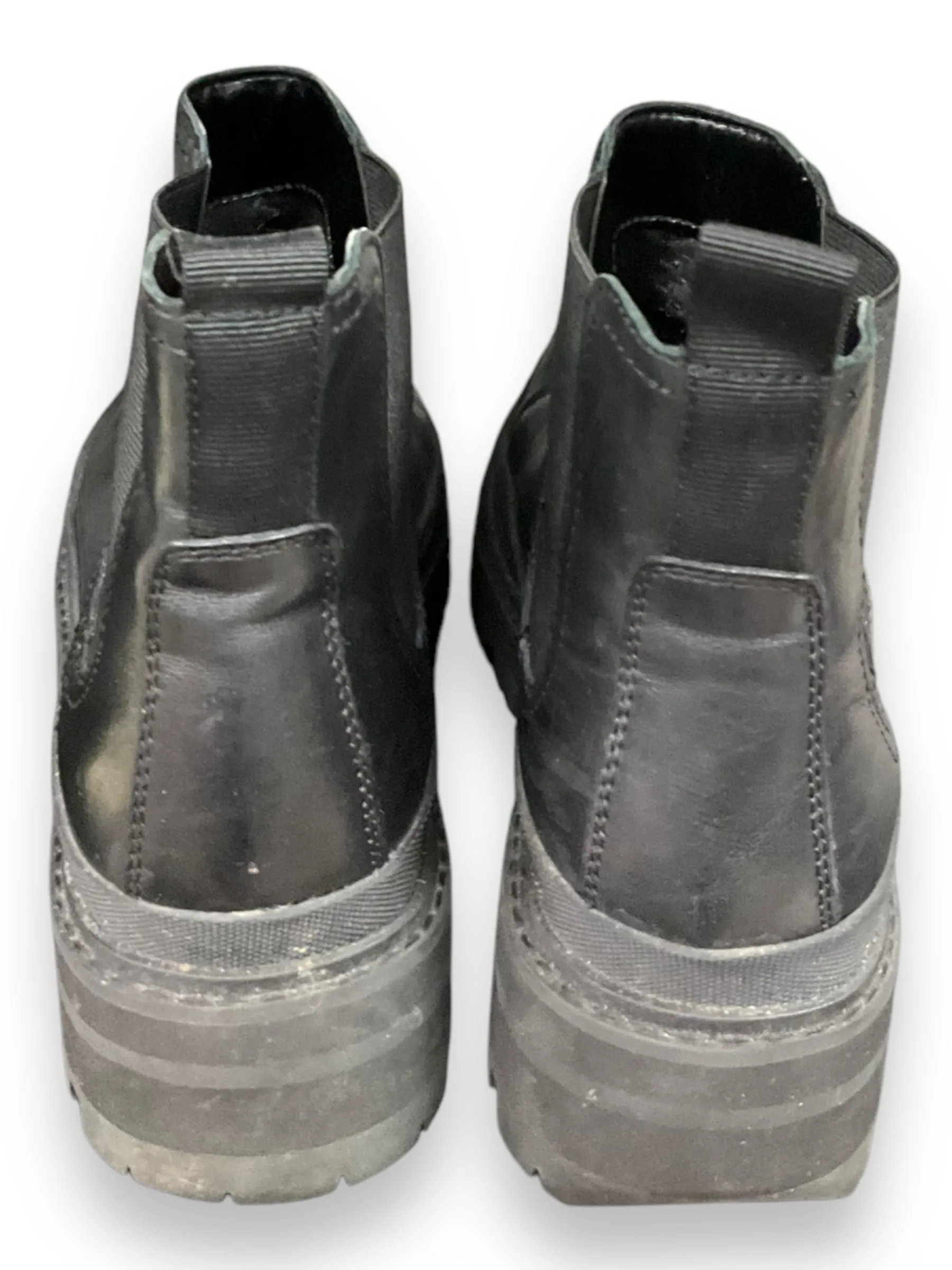Boots Ankle Flats By Calvin Klein In Black, Size: 6