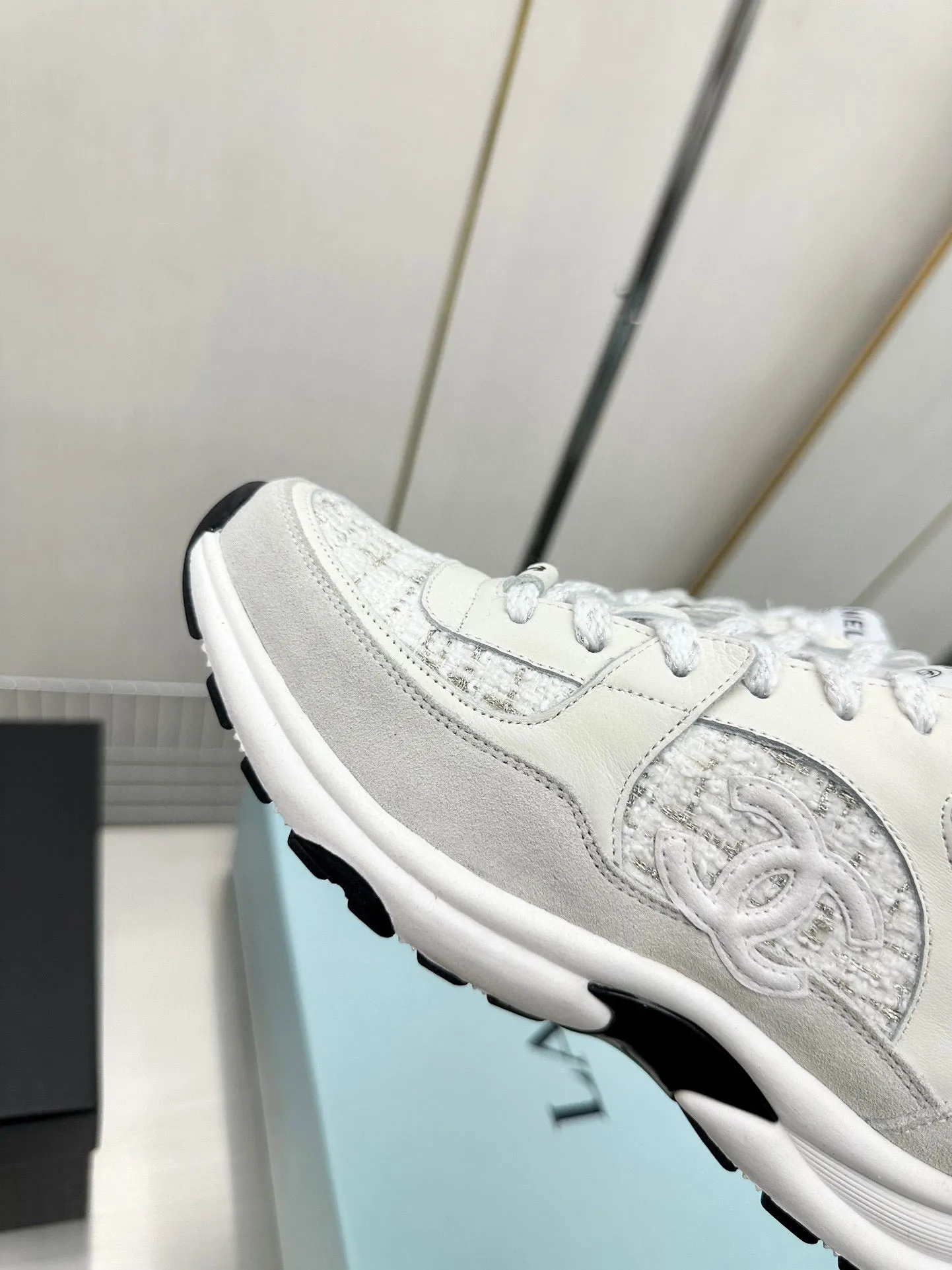 CC TRAINERS TWEED  GREY WHITE CALFSKIN