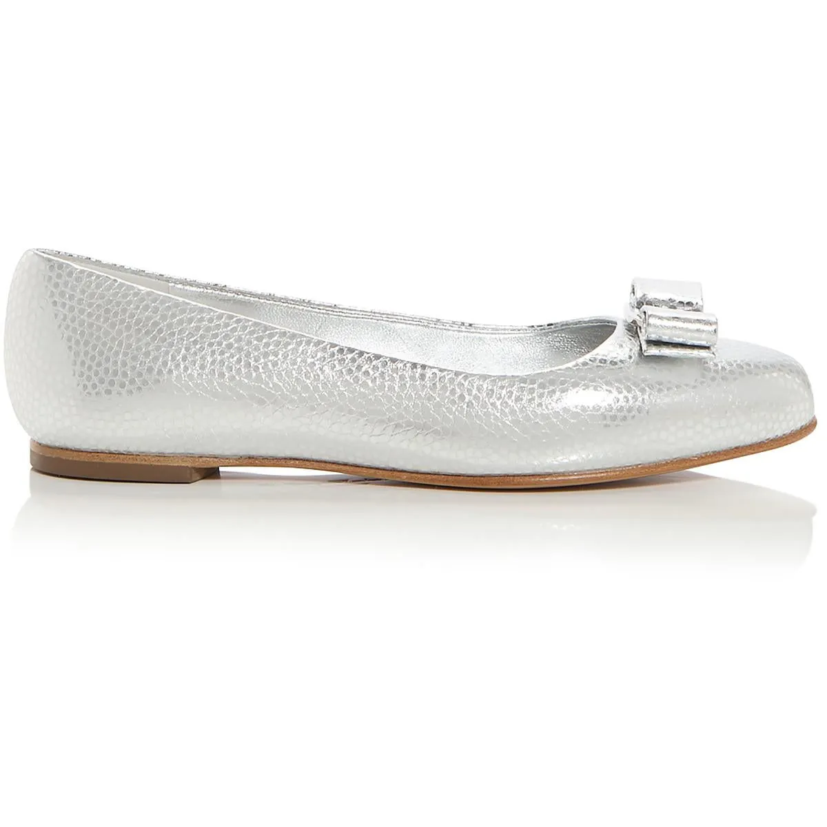 Ferragamo Womens Varina Leather Slip On Ballet Flats