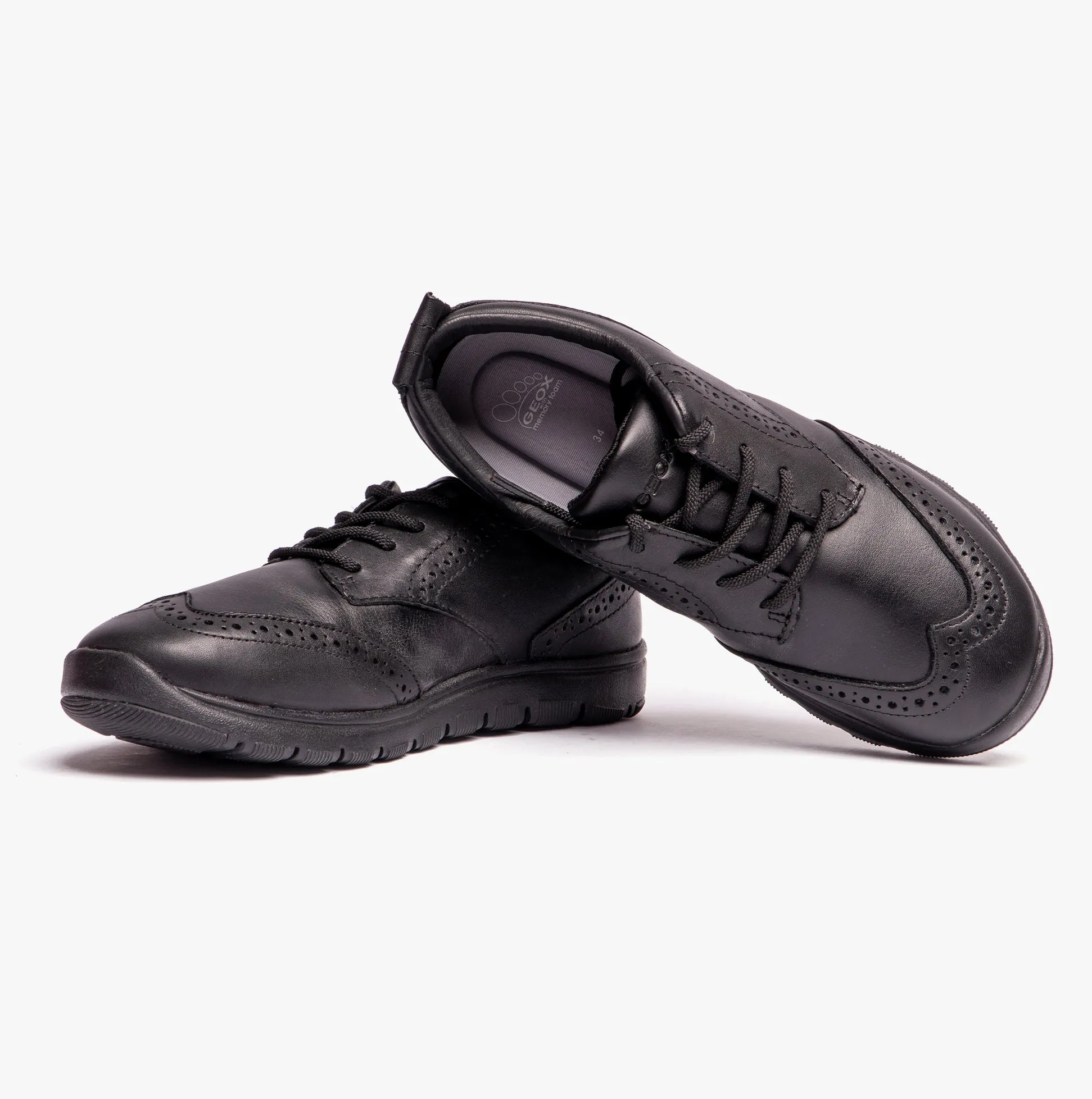 GEOX J XUNDAY Boys Leather School Trainers Black