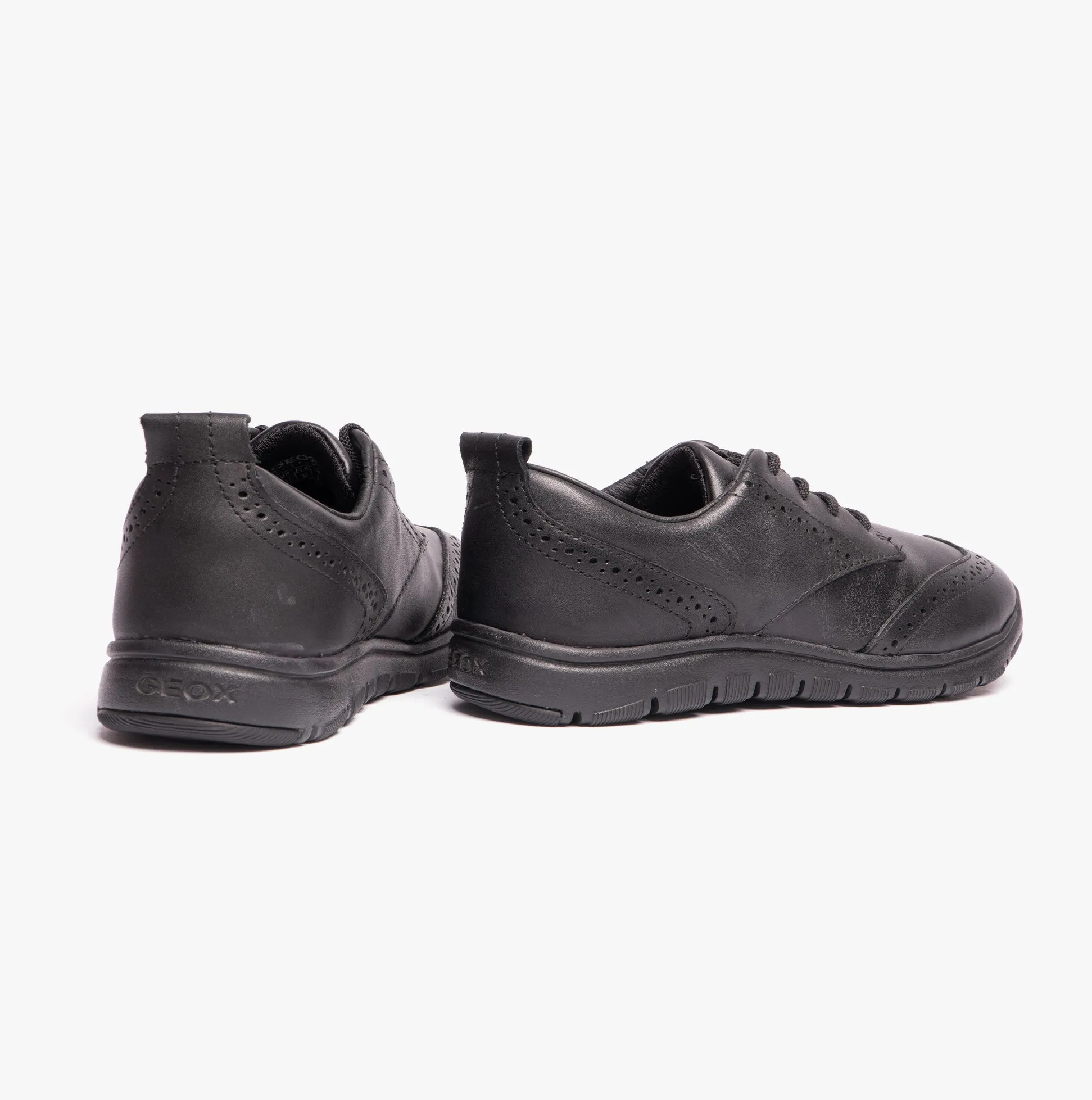 GEOX J XUNDAY Boys Leather School Trainers Black