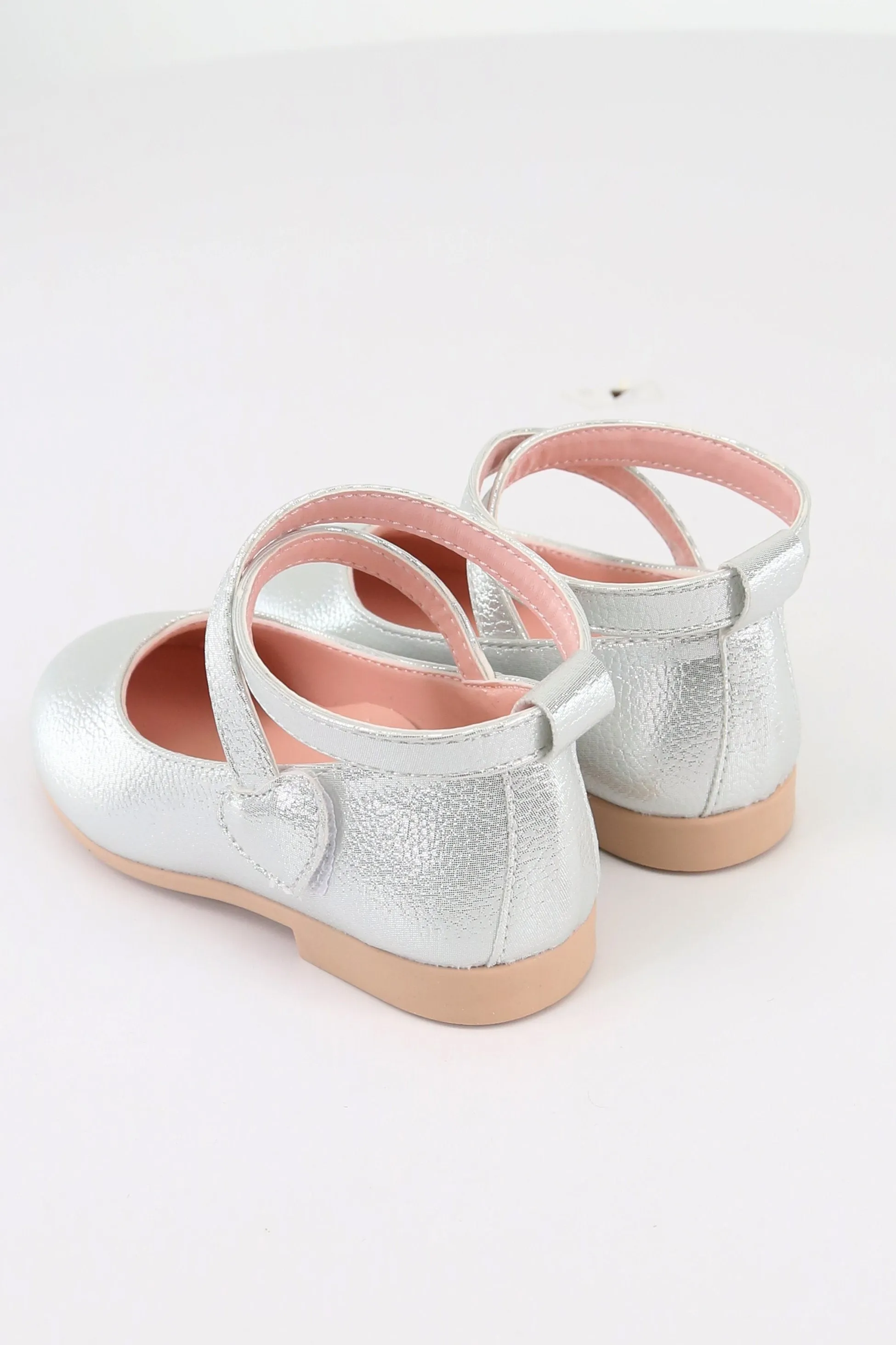 Girls' Shiny Mary Jane Flat Shoes with Criss Cross Strap - Silver