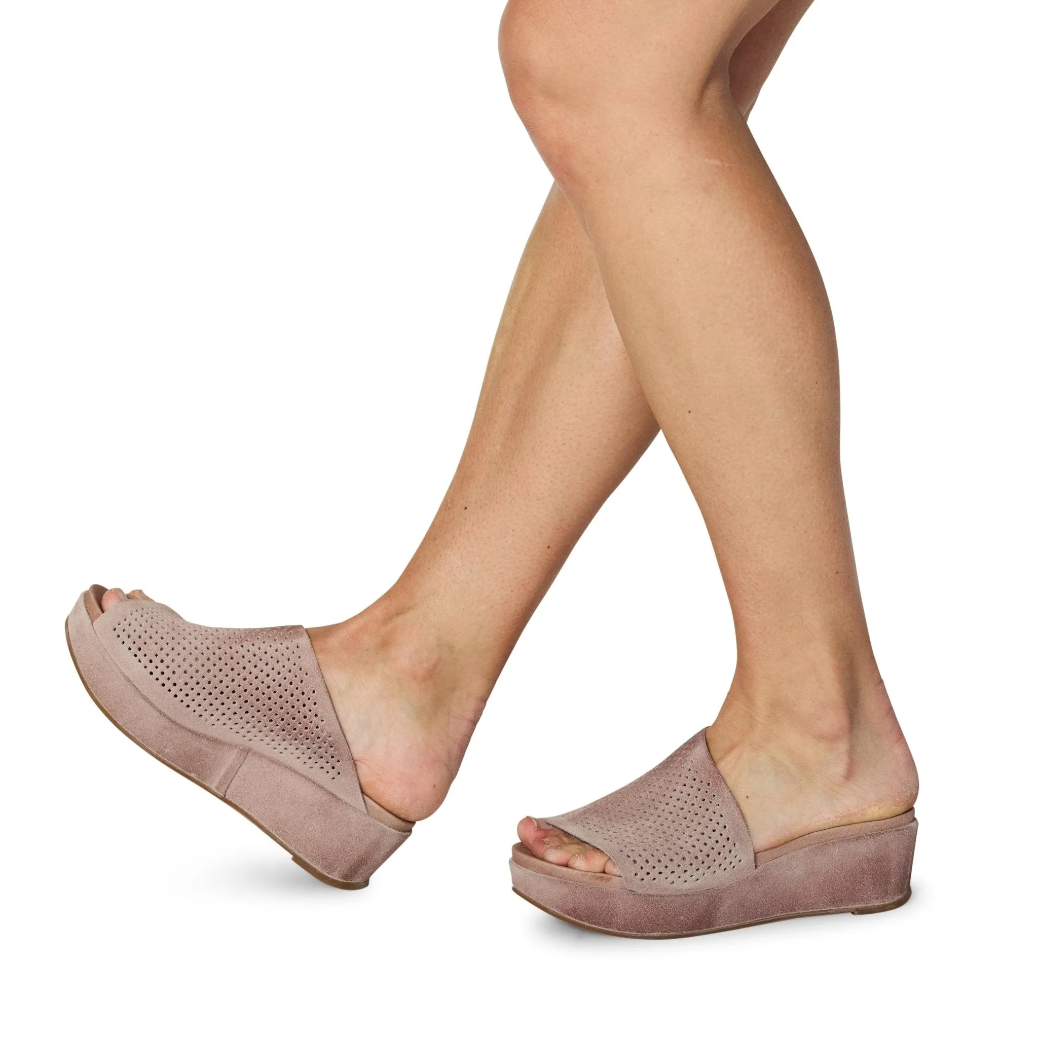 Sure! Please provide the title of the e-commerce product that you would like me to optimize.