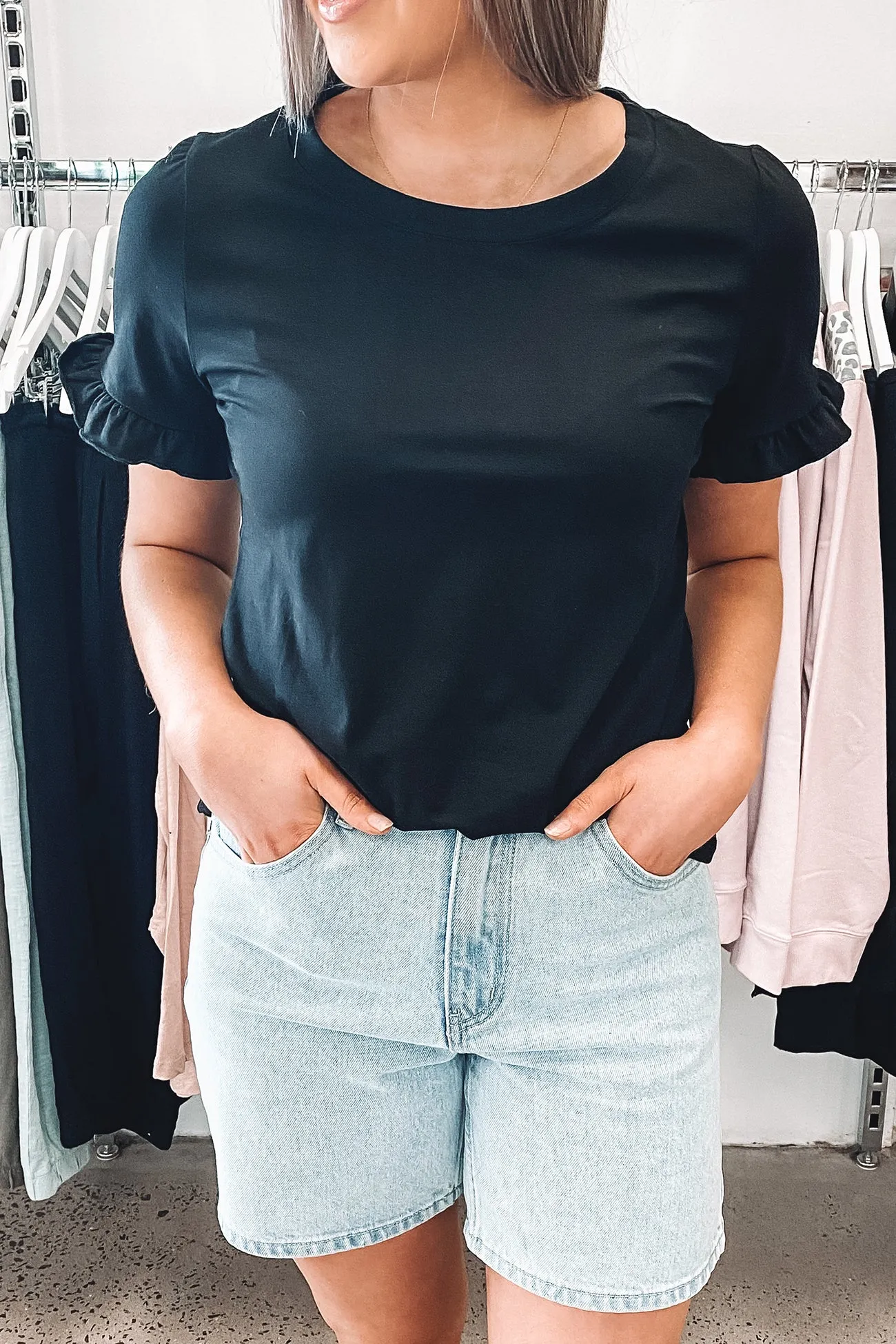 Kapono Tee Black