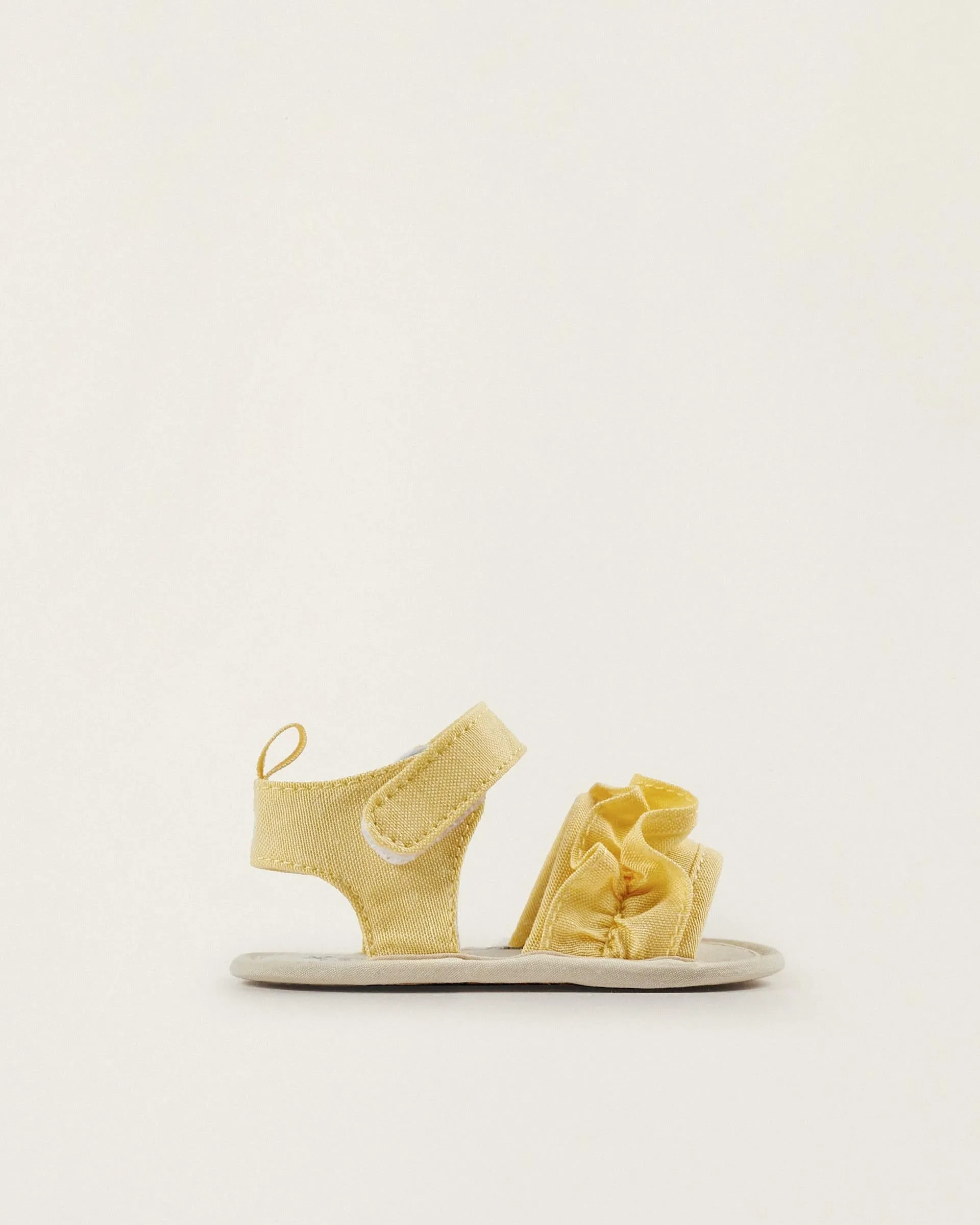 Sandals with Ruffles for Newborn Girls, Yellow