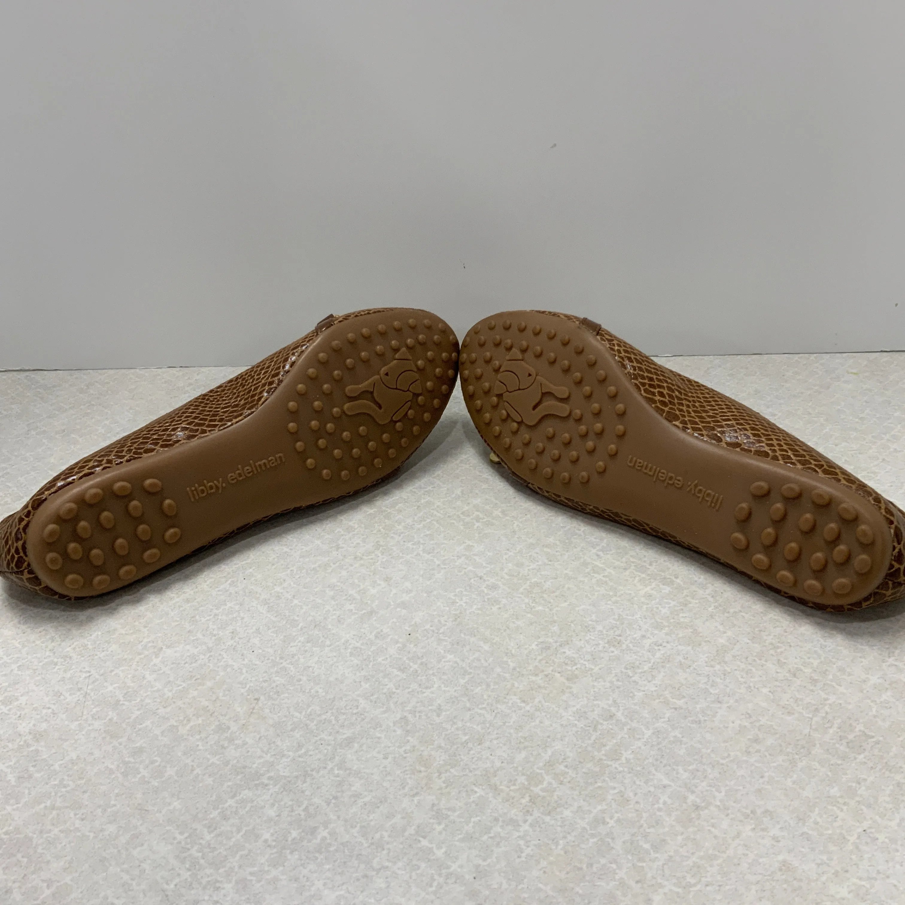 Shoes Flats By Libby Edelman In Brown, Size: 7.5