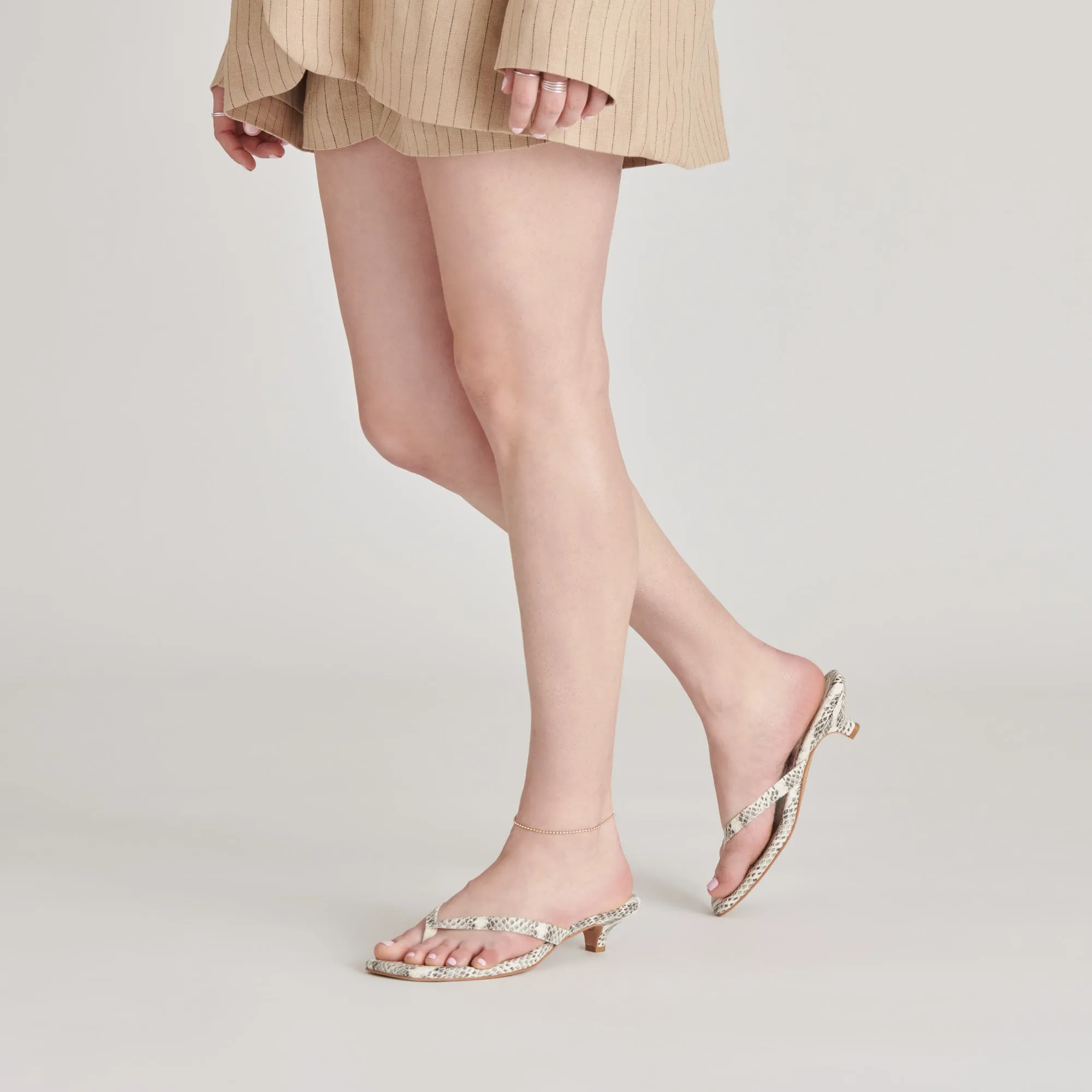 TASIAH SANDALS GREY WHITE EMBOSSED LEATHER