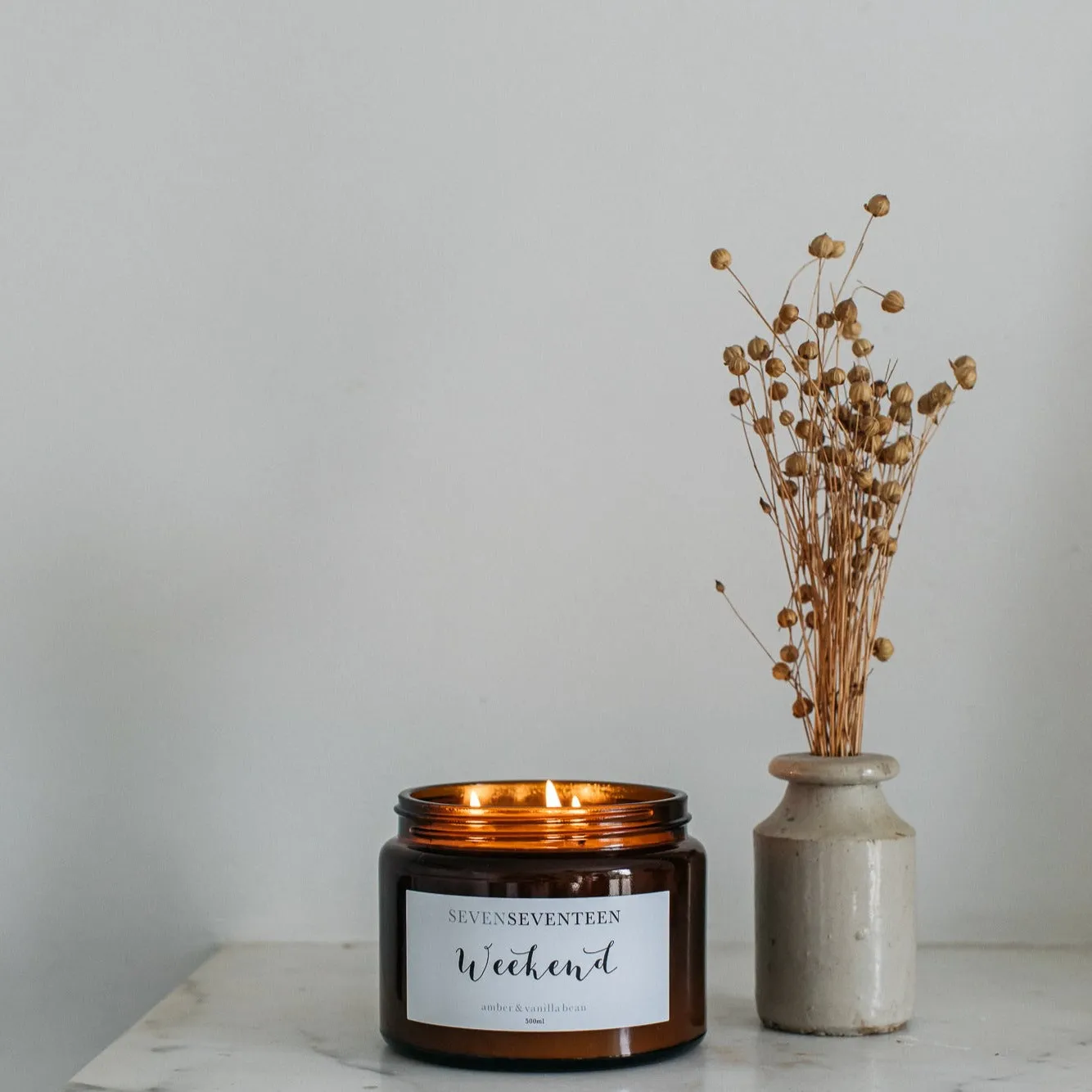 Weekend / Amber & Vanilla Bean Candle