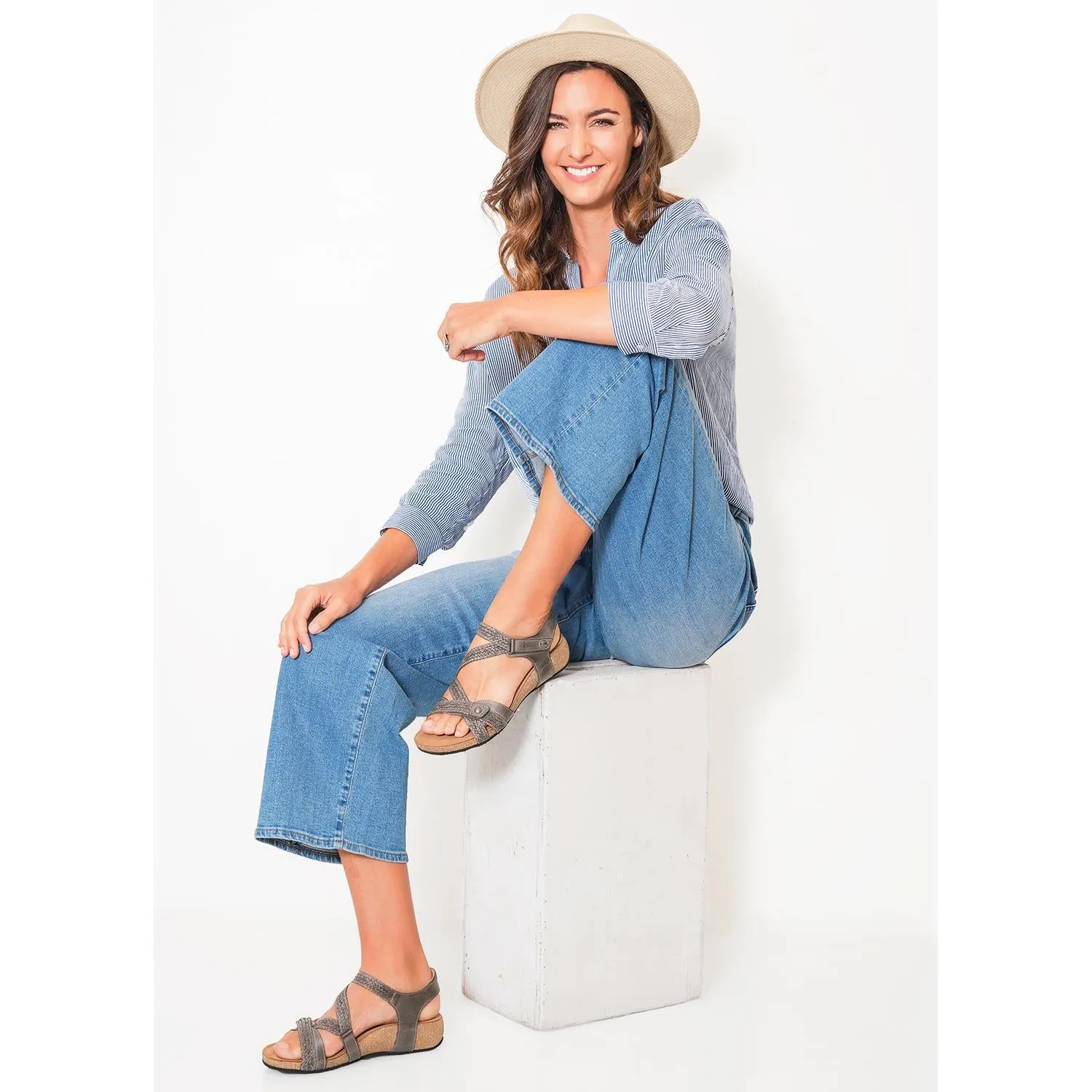 Women's Taos Trulie Stone Leather